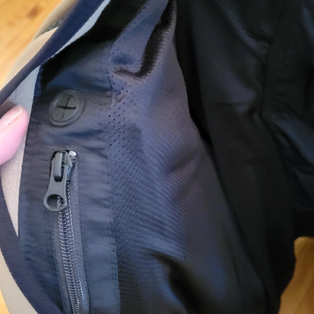 Harley-Davidson Men's Black and Tan Bomber Jacket - Picture 4 of 5